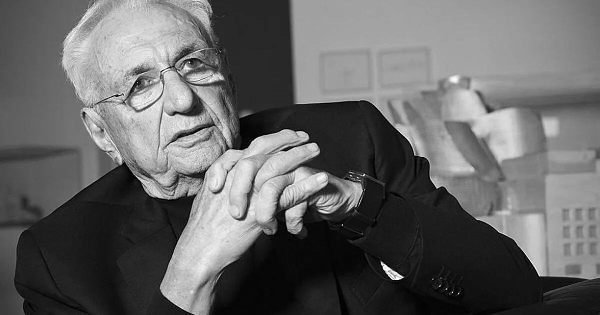 FRANK GEHRY