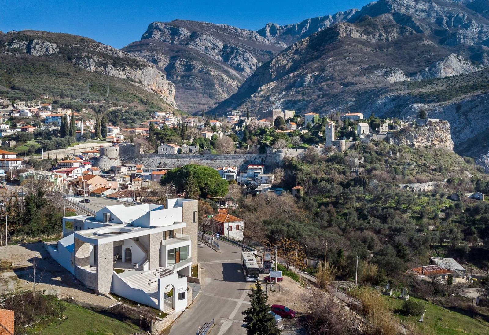 Kuća Maslina Bar, Photo: Bane Rabrenović